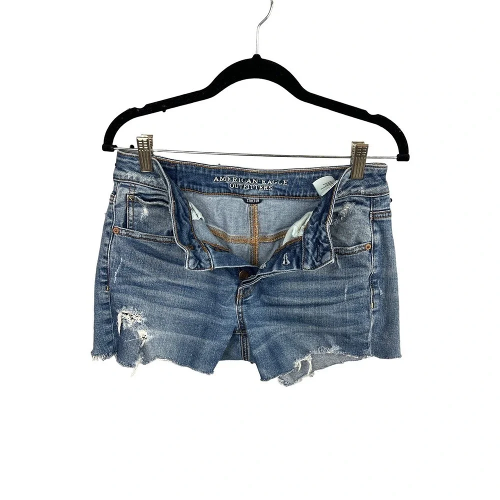 American Eagle Tomgirl Cutoff Denim Shorts Size 4
